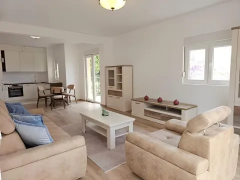 Sale, two bedroom apartment, 71m², Bečići, Budva