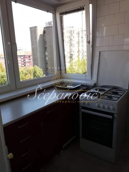 Prodaja, dvosoban stan, 48m², Bulevar Oslobodjenja, Novi Sad Sve Podlokacije