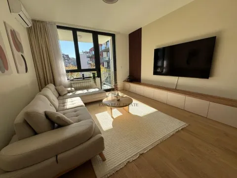 Rent, three bedroom apartment, 76m², Savski Venac, Beograd