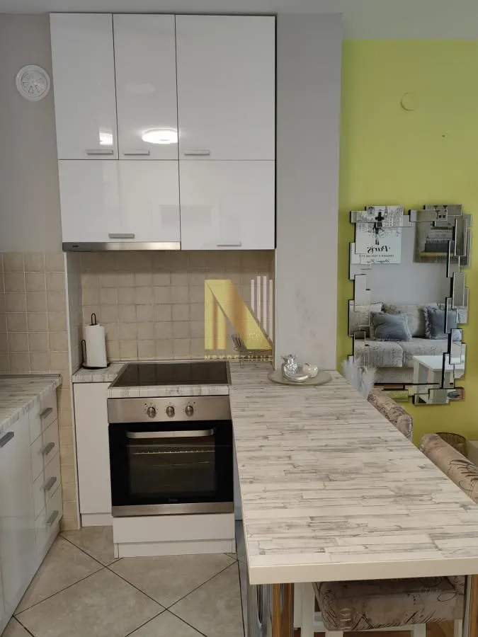 Izdavanje, jednosoban stan, 31m², Grbavica, Novi Sad Sve Podlokacije