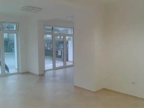 Poslovni prostor in Donja Lastva