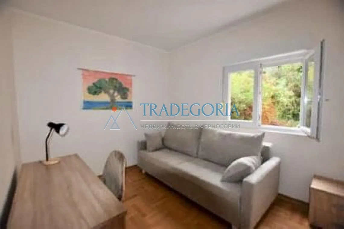 Prodaja, četvorosoban stan, 158m², Petrovac, Budva
