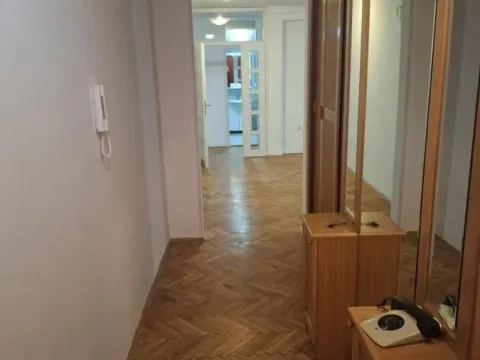 Izdavanje, četvorosoban stan, 96m², Rotkvarija, Novi Sad Sve Podlokacije - image 9