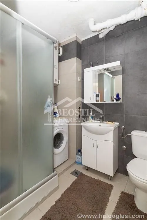 Prodaja, dvosoban stan, 72m², Vidikovački venac, Rakovica