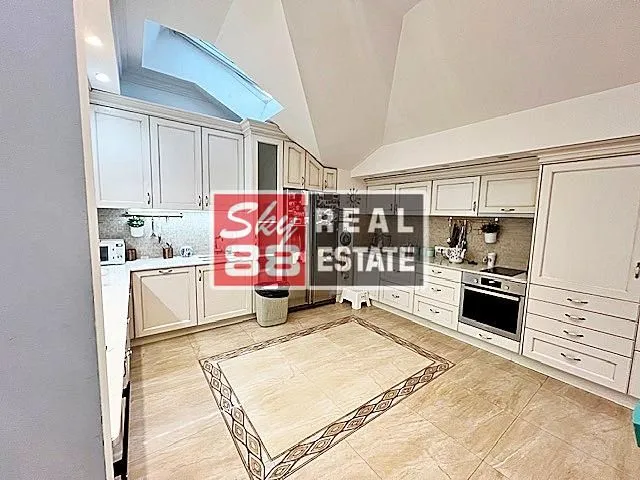 Sale, house, 600m², Savski Venac, Beograd