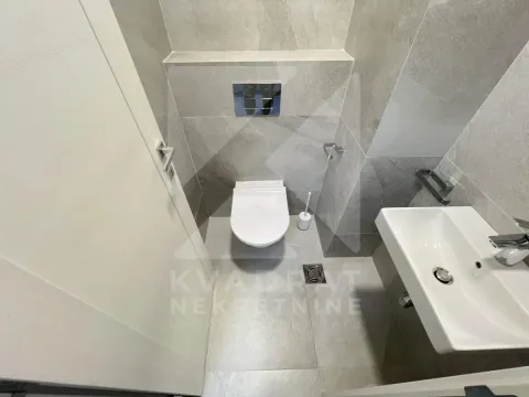 Rent, two bedroom apartment, 72m², Central Point, Podgorica - image 9