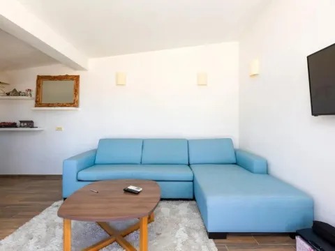 Sale, house, 221m², Bjeliši, Bar - image 11