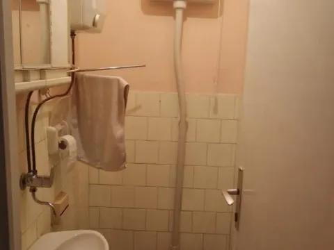 Izdavanje, jednosoban stan, 40m², Novo naselje, Novi Sad - image 13
