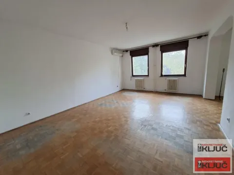 Prodaja, trosoban stan, 95m², Sajmište, Novi Sad - image 4