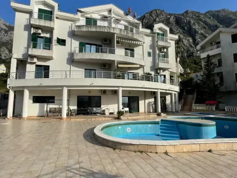 Sale, office space, 190m², Risan, Kotor - image 8