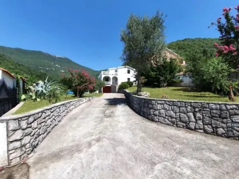 Sale, house, 225m², Tivat, Crna Gora - image 4