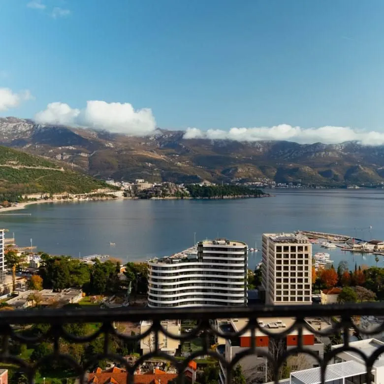 Sale, two bedroom apartment, 73m², Centar, Budva