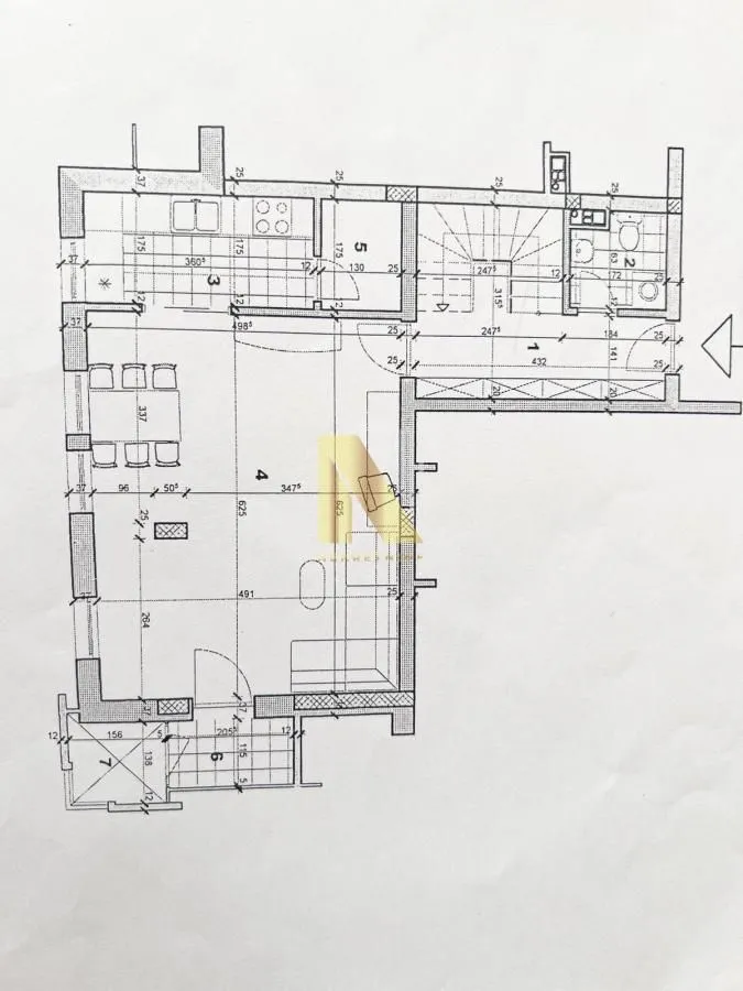 Prodaja, četvorosoban stan, 102m², Cara Dušana, Novi Sad Sve Podlokacije