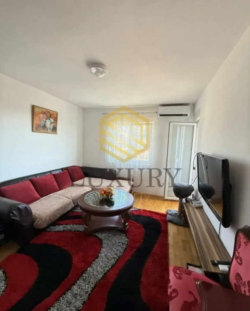 Izdavanje, dvosoban stan, 65m², Stari Aerodrom, Podgorica