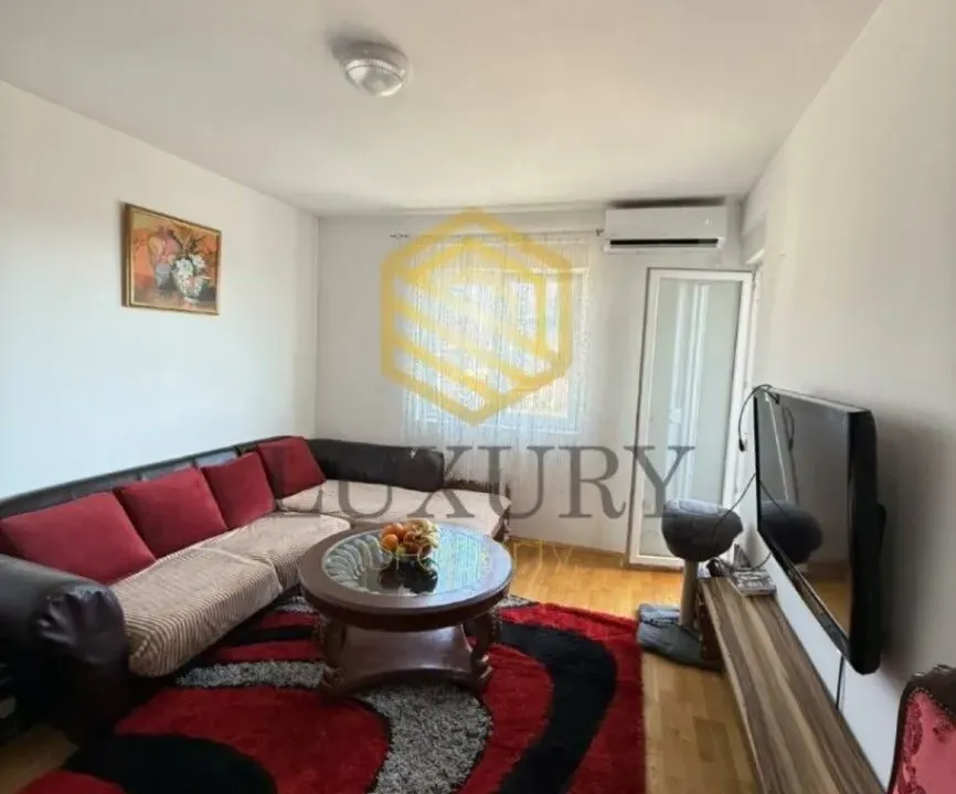 Izdavanje, dvosoban stan, 65m², Stari Aerodrom, Podgorica