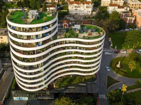 Izdavanje, jednosoban stan, 50m², Budva, Crna Gora - image 4