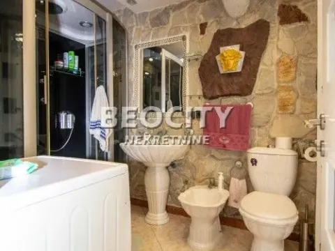 Prodaja, trosoban stan, 57m², Karaburma, Palilula Sve Podlokacije - image 16