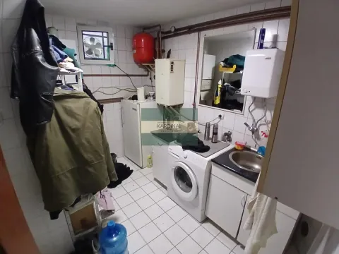 Prodaja, kuća, 334m², Vašarište, Kragujevac - image 23