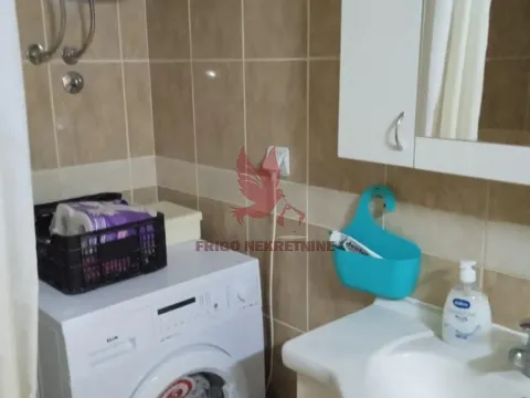 Prodaja, trosoban stan, 82m², Mladenovac, Beograd - image 11