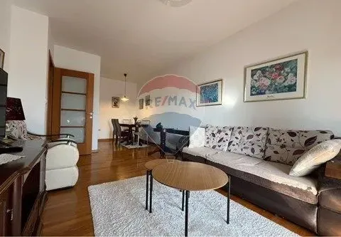 Izdavanje, trosoban stan, 90m², Preko Morače, Podgorica