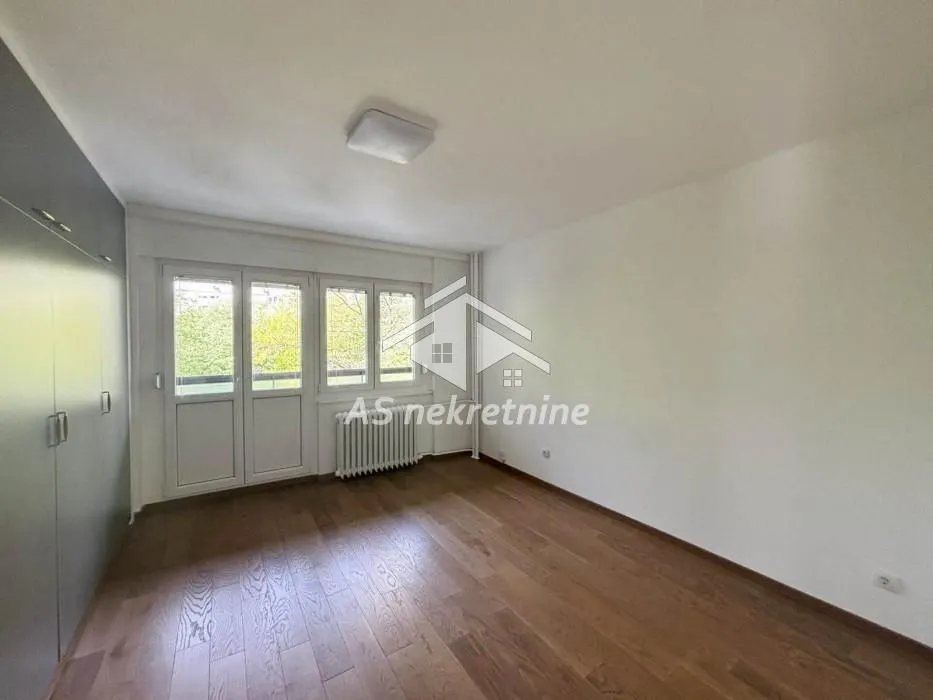 Rent, apartment, 66m², Južni Bulevar, Vračar Sve Podlokacije