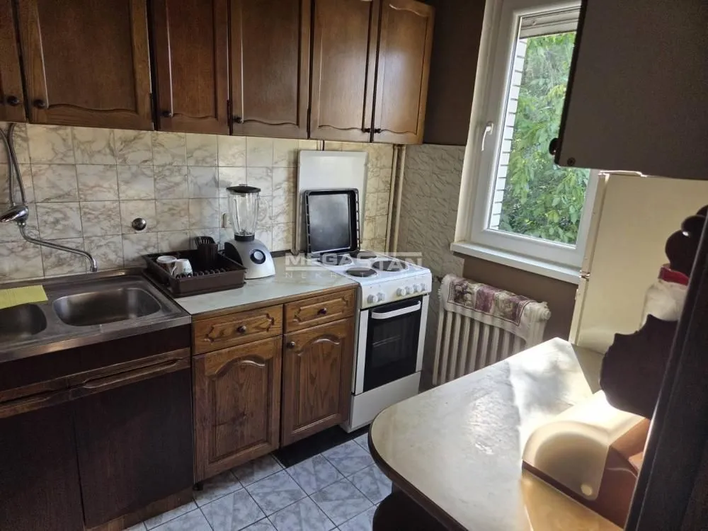 Prodaja, trosoban stan, 80m², Savski Venac, Beograd