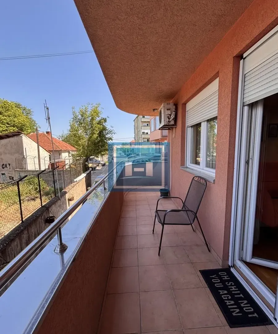 Prodaja, četvorosoban stan, 111m², Centar, Jagodina