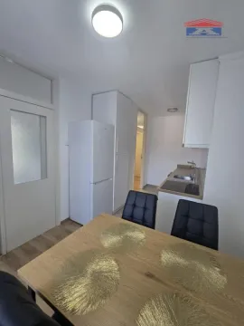 Izdavanje, dvosoban stan, 59m², Novo naselje, Novi Sad - image 9