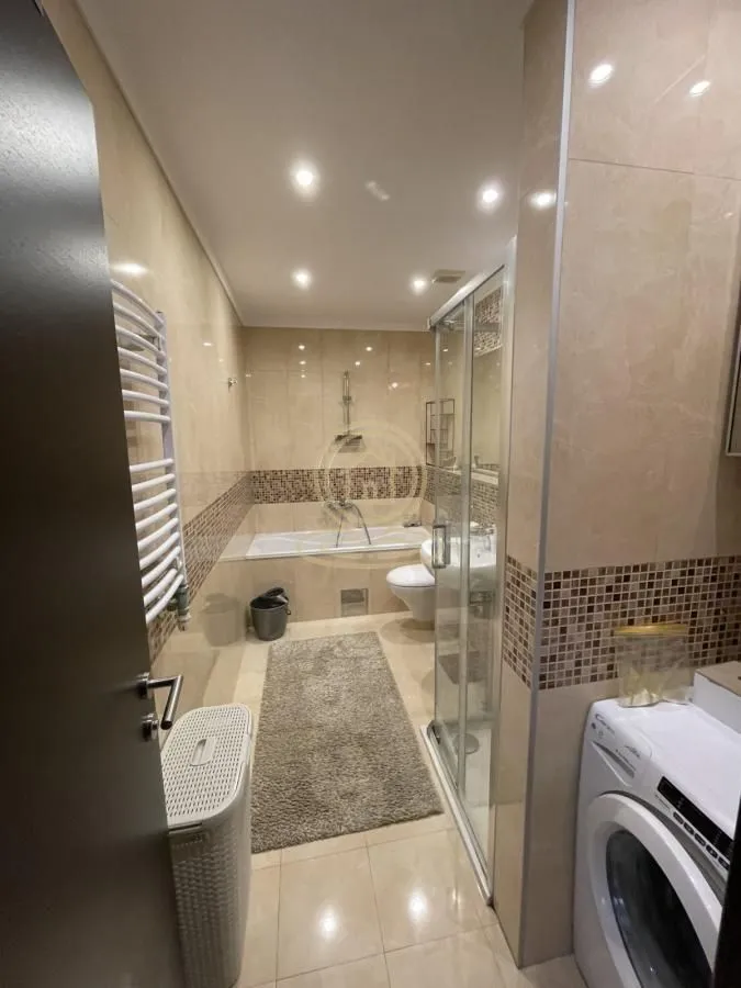 Prodaja, trosoban stan, 105m², Liman 3, Novi Sad Sve Podlokacije