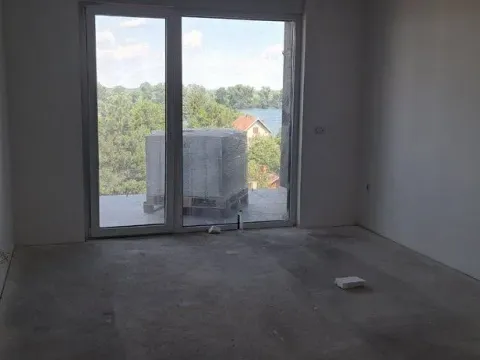 Prodaja, trosoban stan, 82m², Stari Banovci, Stara Pazova - image 11