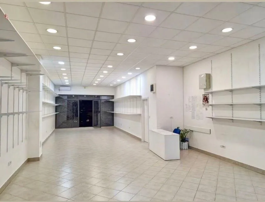 Rent, office space, 120m², Stari Aerodrom, Podgorica