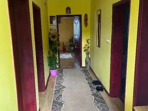 Prodaja, kuća, 270m², Voždovac Sve Podlokacije, Beograd - image 2