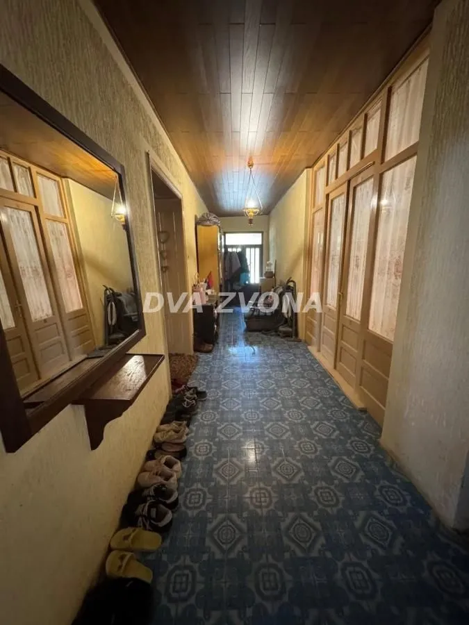 Prodaja, kuća, 221m², Žitište, Zrenjanin