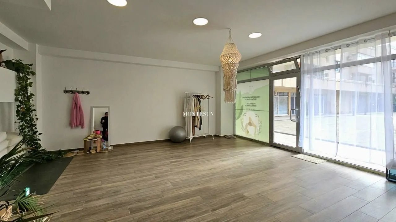 Rent, office space, 38m², Centar, Budva