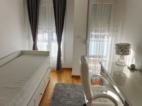 Izdavanje, dvosoban stan, 64m², City Kvart, Podgorica - image 6