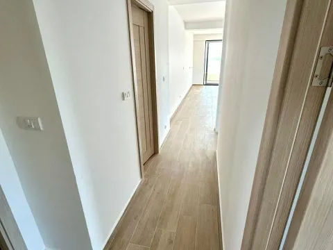 Sale, two bedroom apartment, 70m², Rafailovići, Budva - image 10