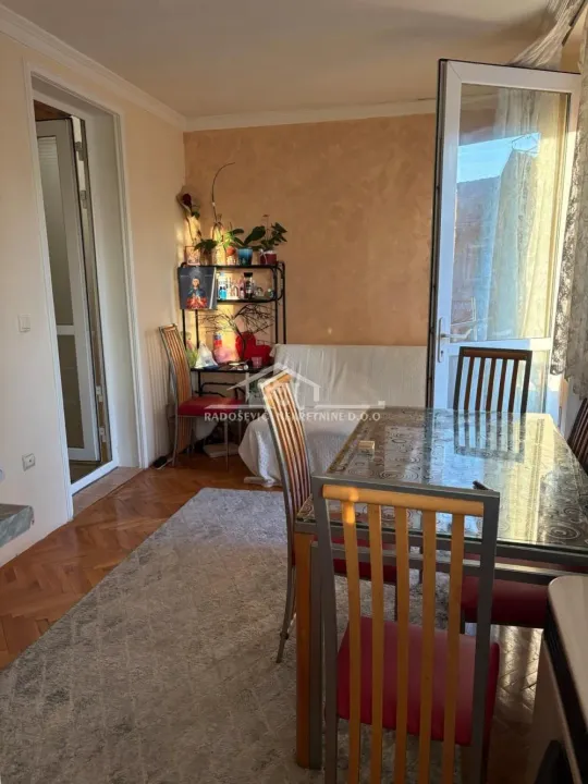 Sale, two bedroom apartment, 62m², Petlovo Brdo, Beograd