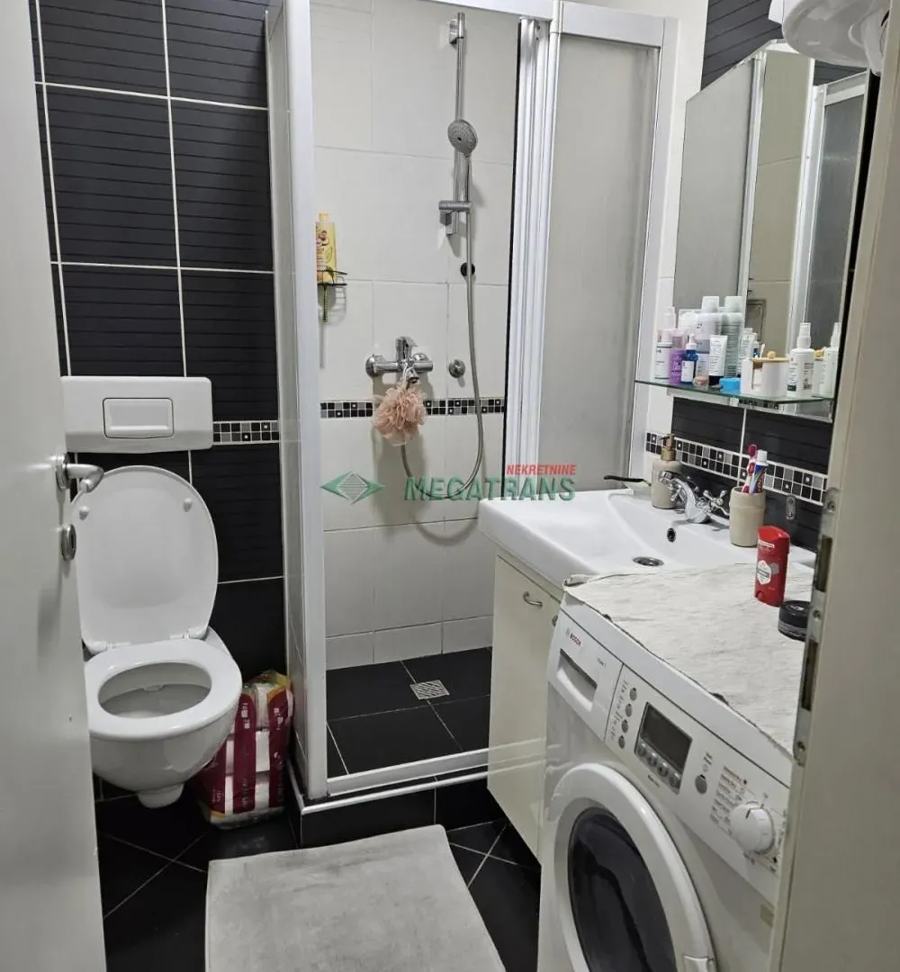 Izdavanje, dvosoban stan, 42m², Novi Sad Sve Podlokacije, Novi Sad