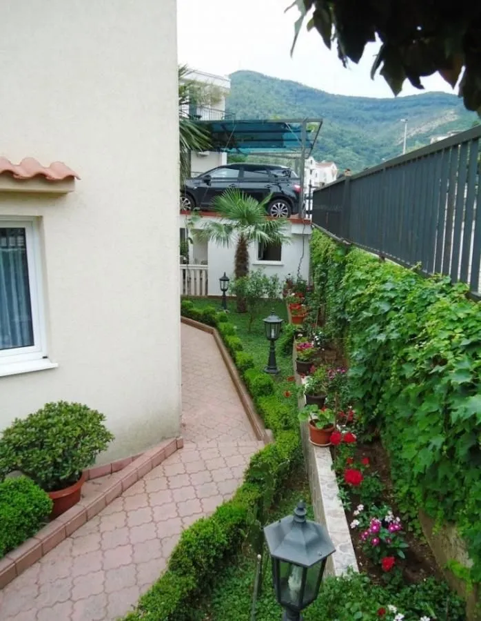 Sale, house, 400m², Budva, Crna Gora