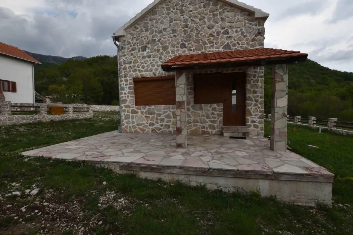 Prodaja, kuća, 290m², Herceg Novi, Crna Gora