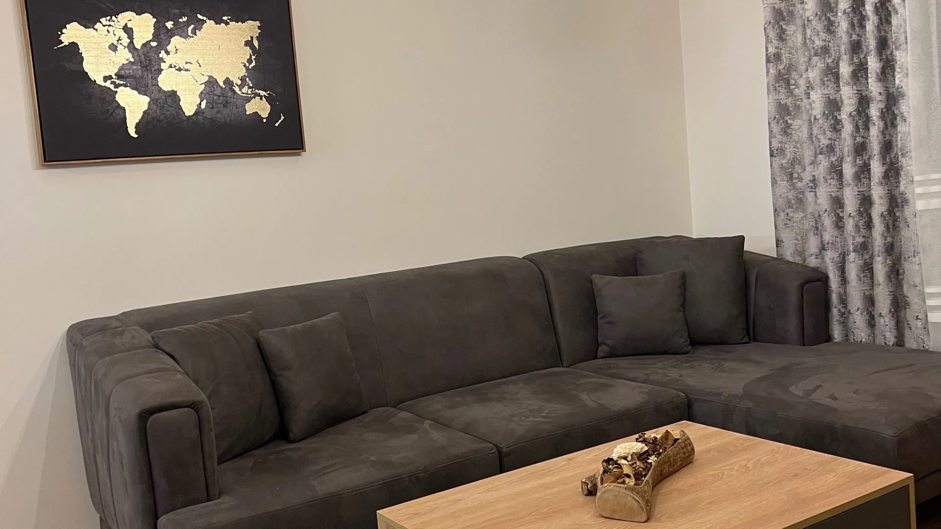 Rent, one bedroom apartment, 53m², Central Point, Podgorica
