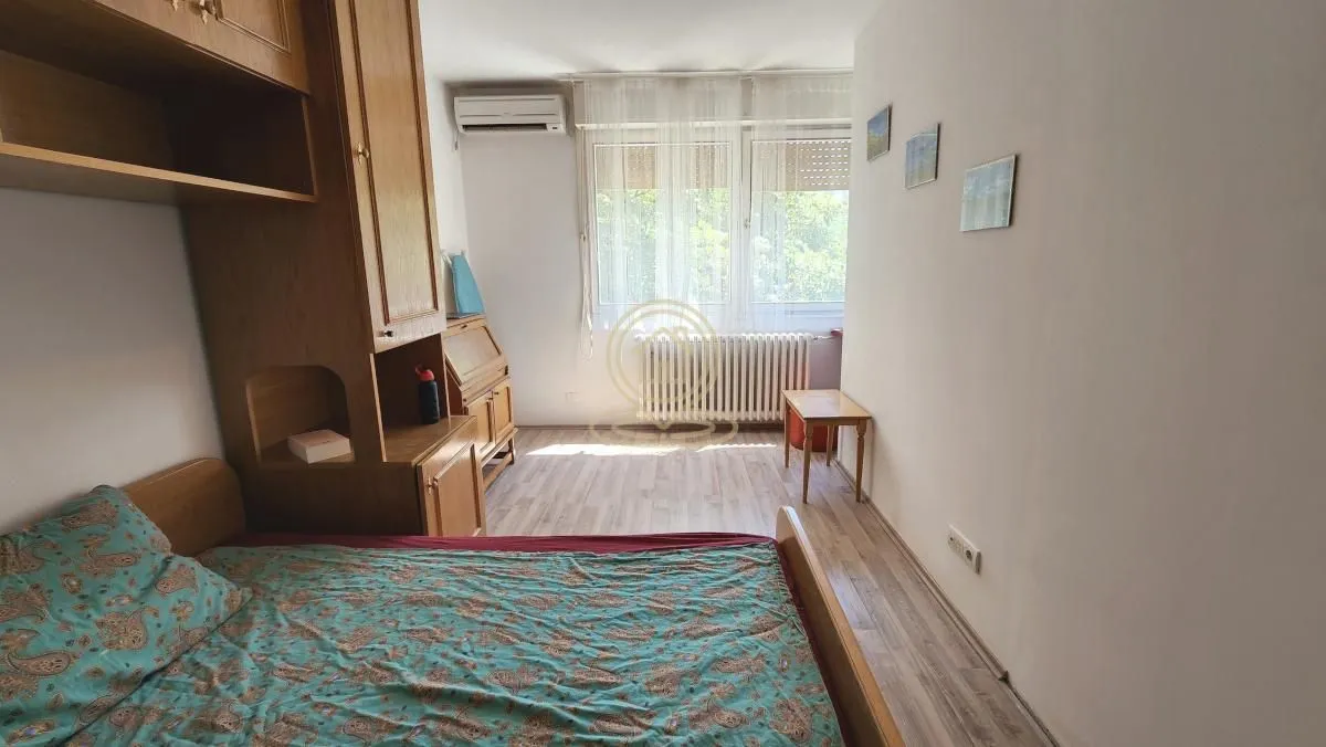 Izdavanje, dvosoban stan, 45m², Stari Grad, Beograd
