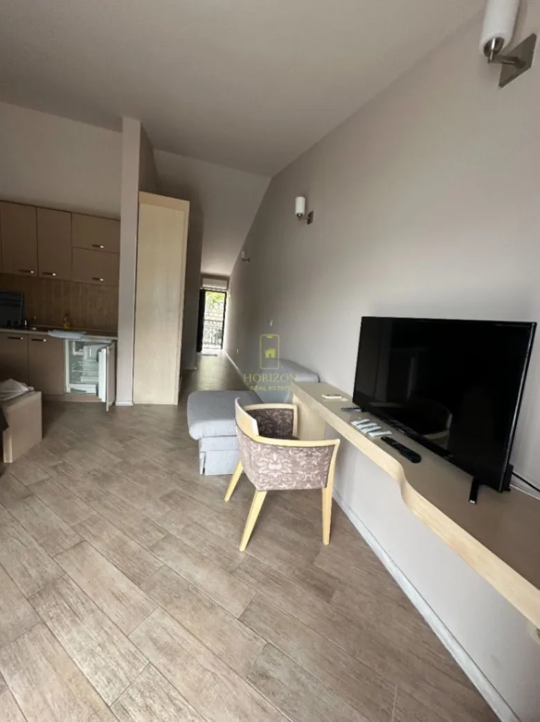 Rent, hospitality venue, 500m², Dobrota, Kotor