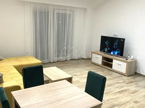 Izdavanje, stan, 65m², Tivat, Crna Gora - image 3