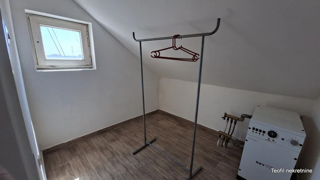 Izdavanje, garsonjera, 120m², Severni Bulevar, Zvezdara Sve Podlokacije