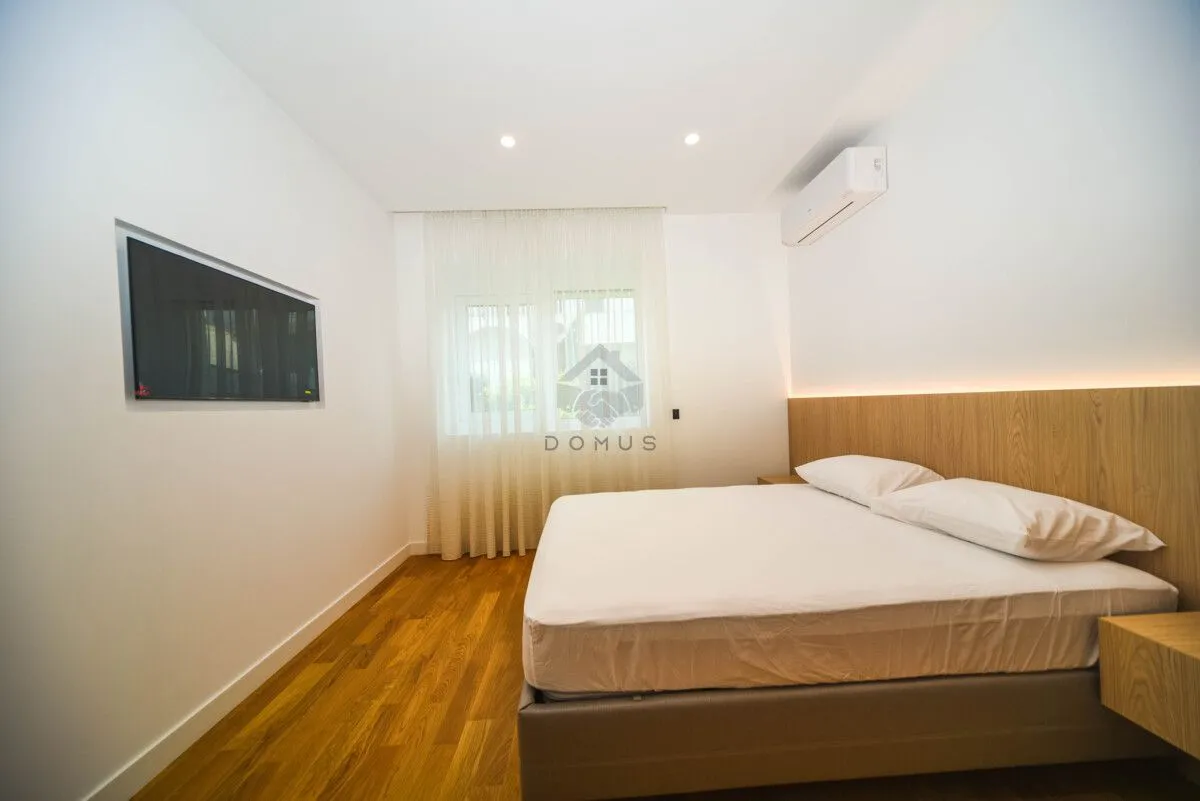 Rent, house, 130m², Masline, Podgorica