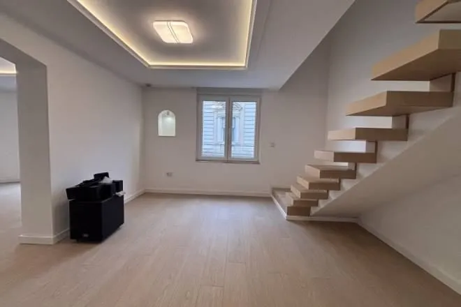 Rent, office space, 115m², Savski Venac, Beograd