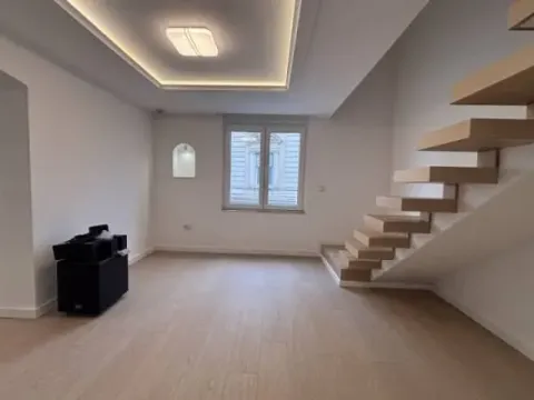 Izdavanje, poslovni prostor, 115m², Savski Venac, Beograd - image 4