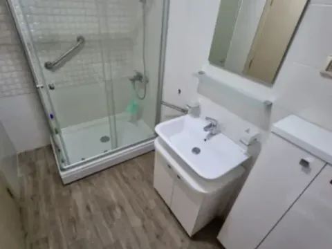 Izdavanje, dvosoban stan, 71m², City Kvart, Podgorica - image 13