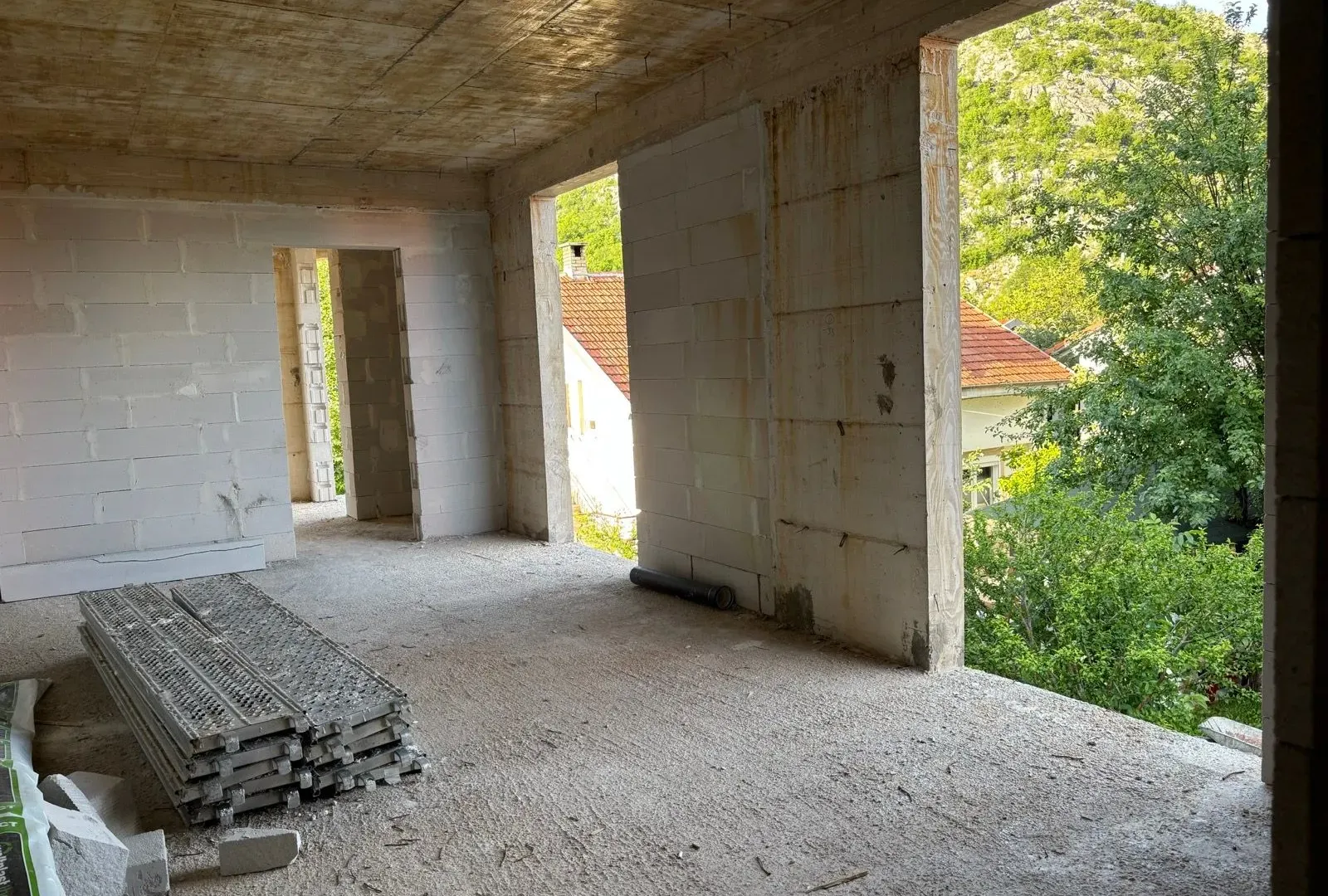 Prodaja, jednosoban stan, 700m², Centar, Cetinje